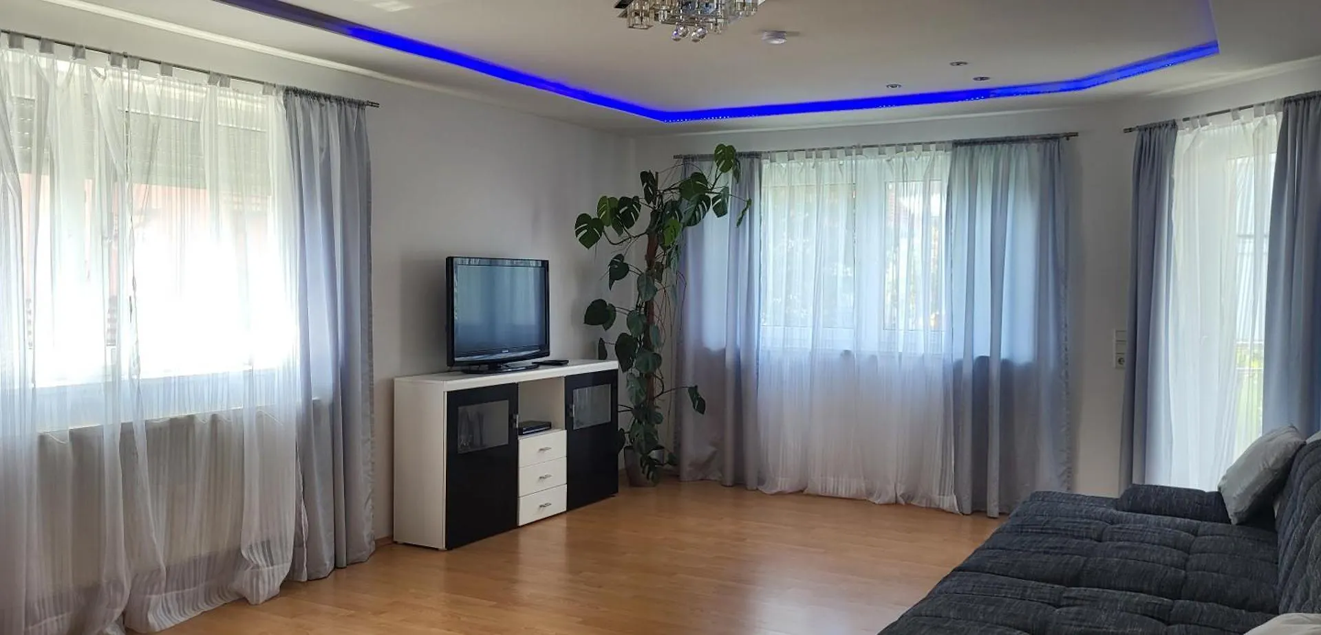 Attraktive 3 Zimmer Wohnung In Ruhiger Lage Ansbach Apartment